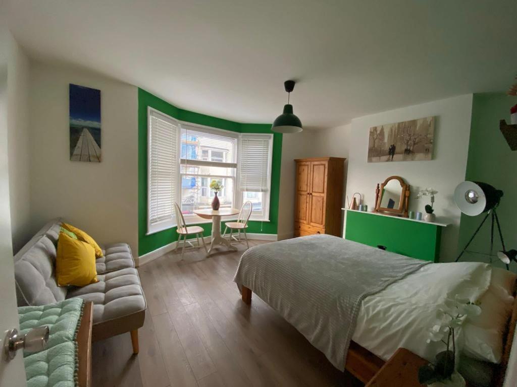 Mania Apartments Brighton ภายนอก รูปภาพ